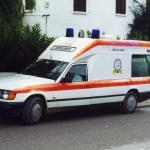 European  Mercedes 'Ambulancias'.