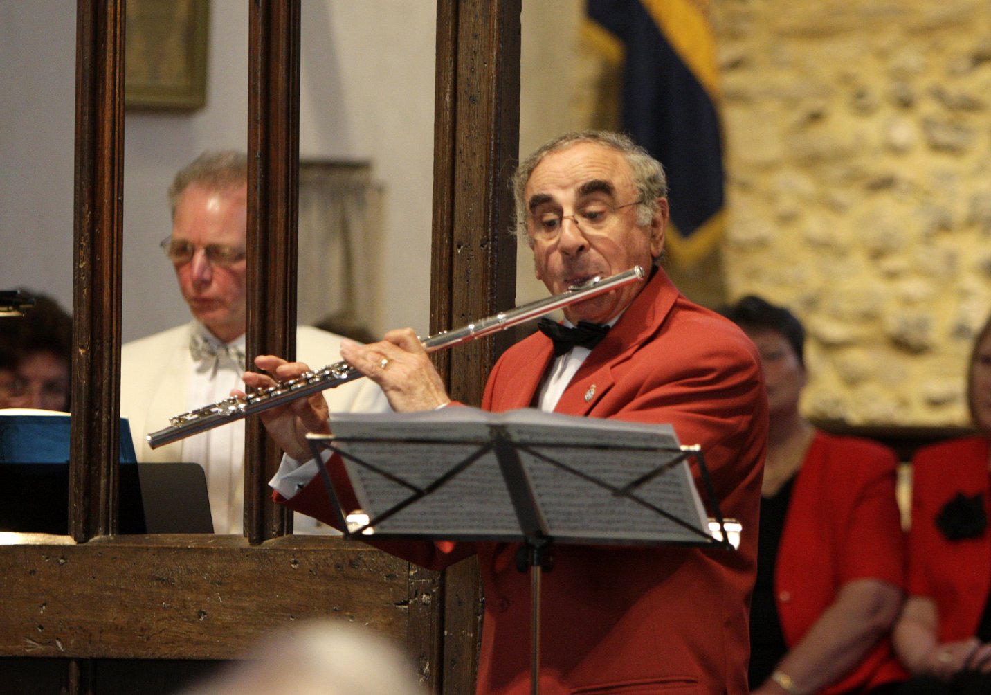 Peter Ball playing at Silchester May 9th 2009.