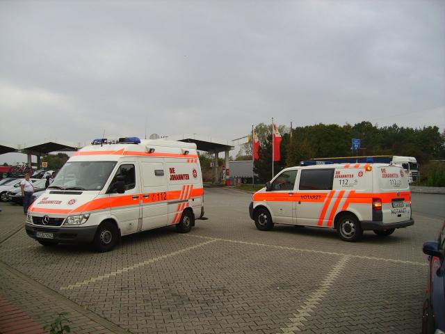 Notarzt Vehicle Attends.